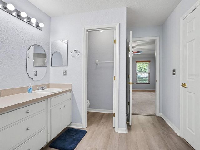 8010 ASHLEY POINTE DRIVE, Lakeland, FL 33810