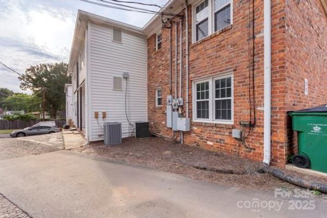 918 Mcalway Road B, Charlotte, NC 28211