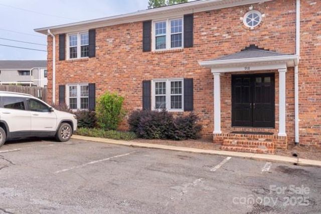 918 Mcalway Road B, Charlotte, NC 28211