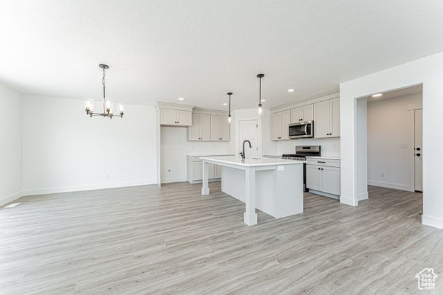 3677 W 950 N #219, Lehi, UT 84043