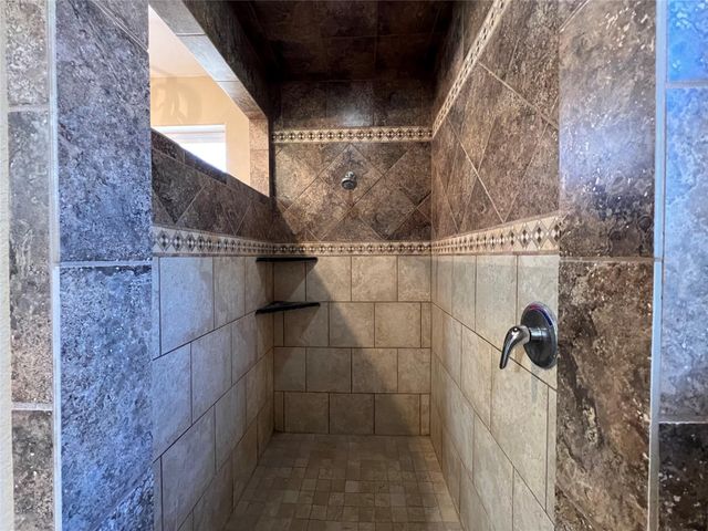 665 Wilson RD, Red Rock, TX 78662