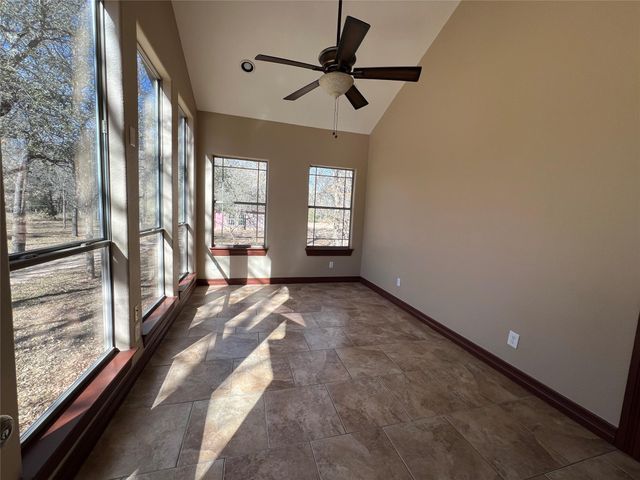 665 Wilson RD, Red Rock, TX 78662