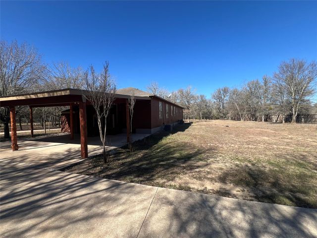 665 Wilson RD, Red Rock, TX 78662