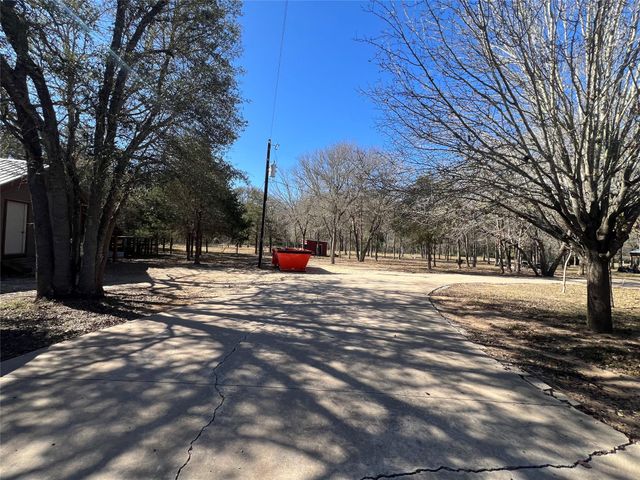 665 Wilson RD, Red Rock, TX 78662