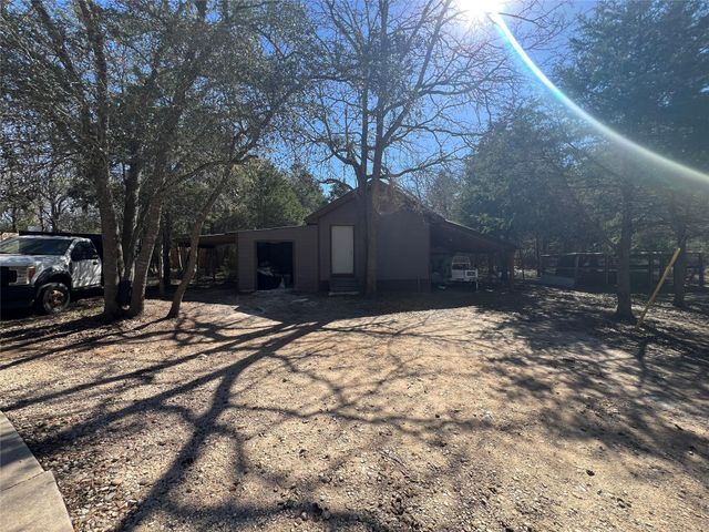 665 Wilson RD, Red Rock, TX 78662