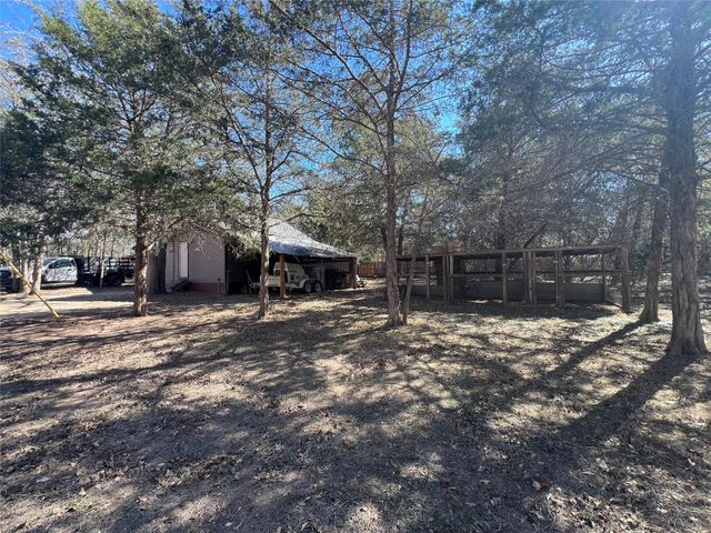 665 Wilson RD, Red Rock, TX 78662