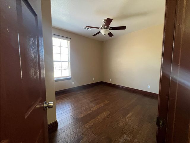 665 Wilson RD, Red Rock, TX 78662