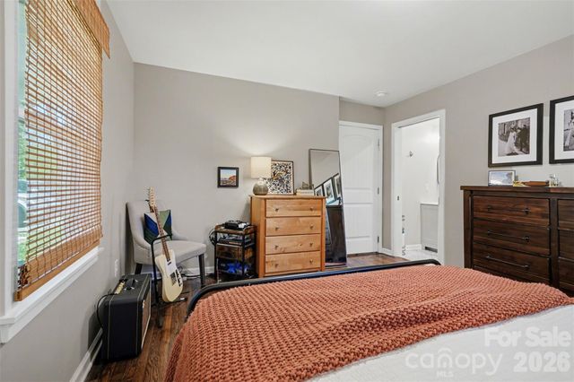 204 N Oak Street, Lowell, NC 28098