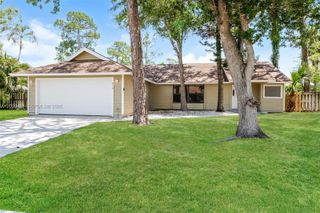 878 Daffodil Dr, Wellington, FL 33414