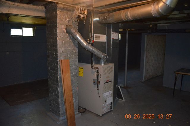 171 E Empire Avenue, Benton Harbor, MI 49022