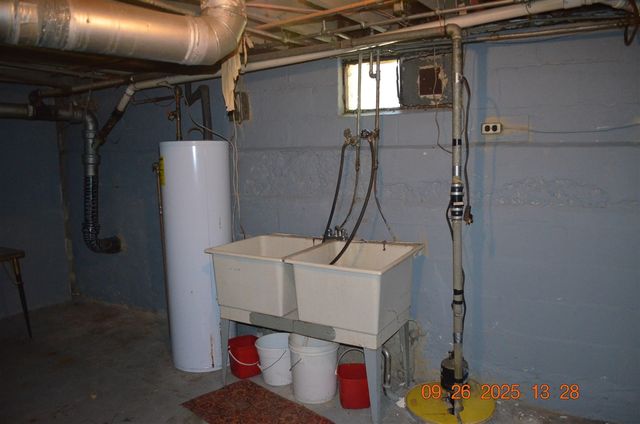 171 E Empire Avenue, Benton Harbor, MI 49022