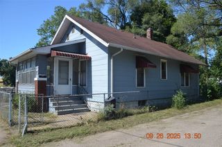 171 E Empire Avenue, Benton Harbor, MI 49022