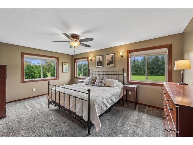 23 Hilltop Road, Houlton, WI 54082