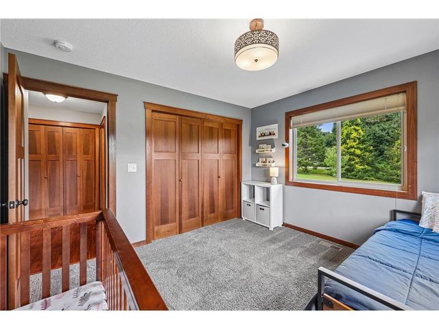 23 Hilltop Road, Houlton, WI 54082