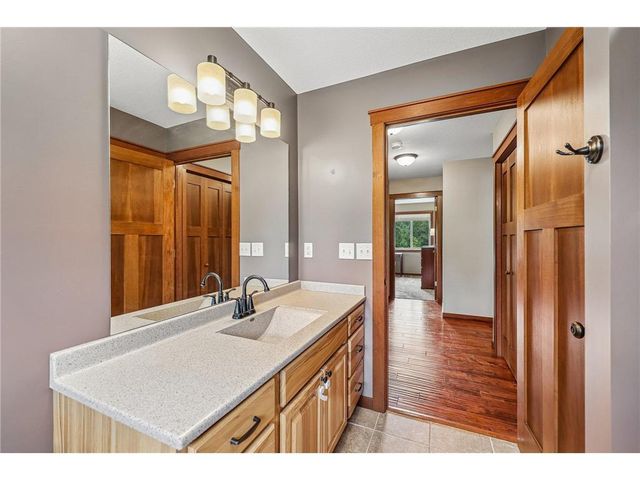23 Hilltop Road, Houlton, WI 54082