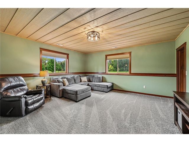23 Hilltop Road, Houlton, WI 54082