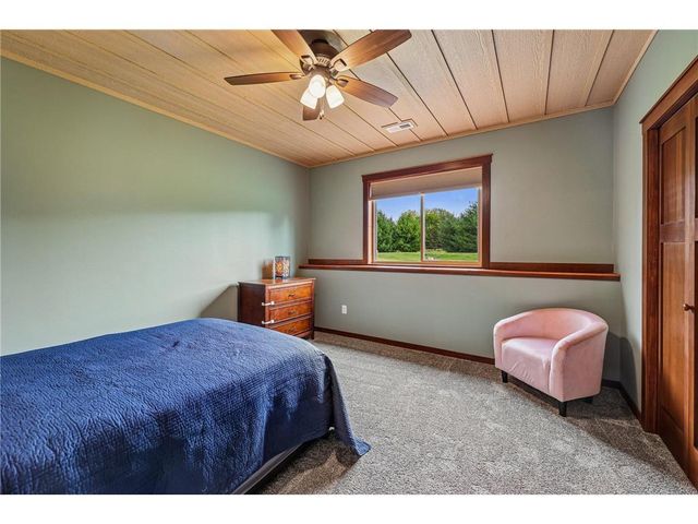 23 Hilltop Road, Houlton, WI 54082