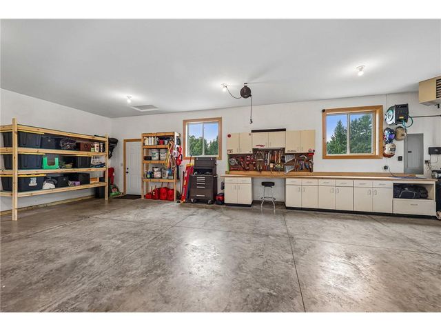 23 Hilltop Road, Houlton, WI 54082