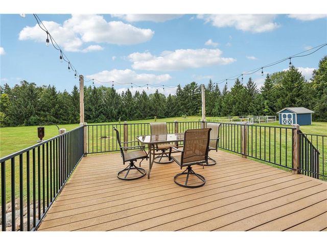 23 Hilltop Road, Houlton, WI 54082