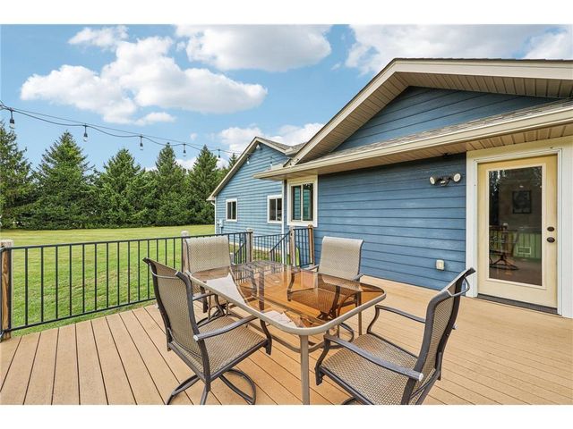 23 Hilltop Road, Houlton, WI 54082