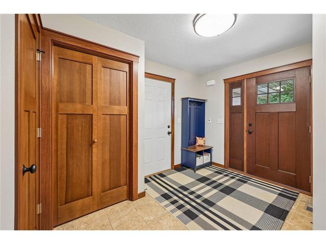 23 Hilltop Road, Houlton, WI 54082