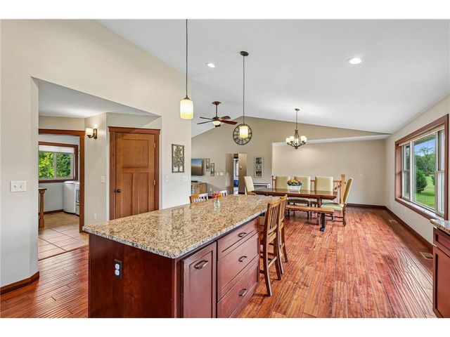 23 Hilltop Road, Houlton, WI 54082