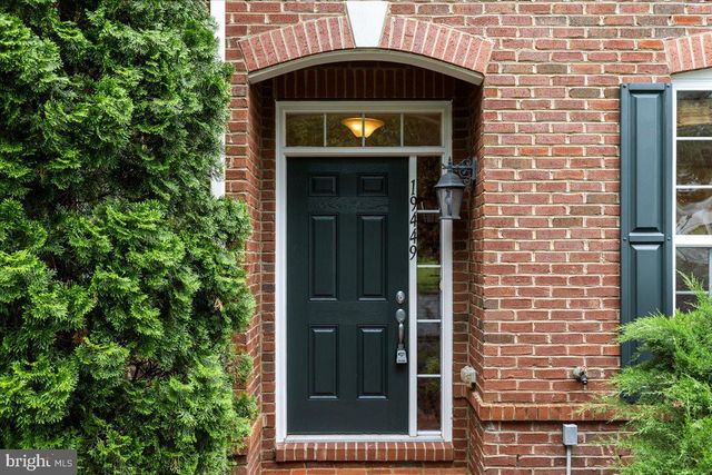 19449 COPPERMINE SQ, Leesburg, VA 20176