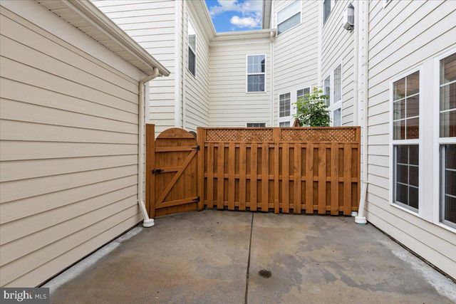 19449 COPPERMINE SQ, Leesburg, VA 20176