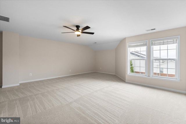 19449 COPPERMINE SQ, Leesburg, VA 20176