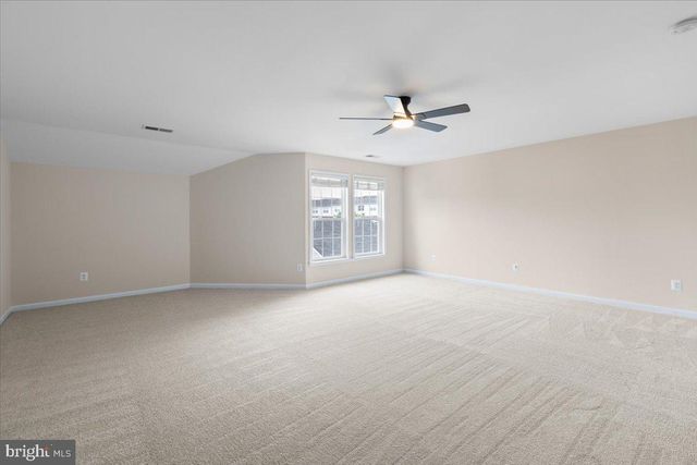19449 COPPERMINE SQ, Leesburg, VA 20176