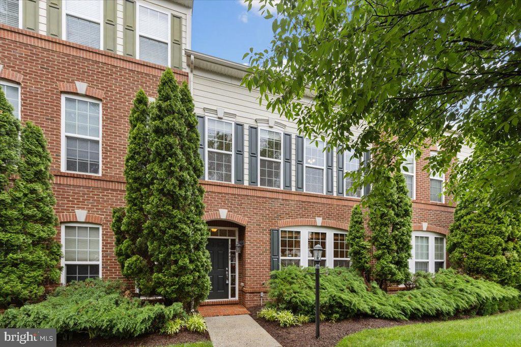 19449 COPPERMINE SQ, Leesburg, VA 20176