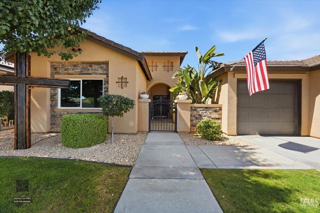 15002 Southernwood Avenue, Bakersfield, CA 93314
