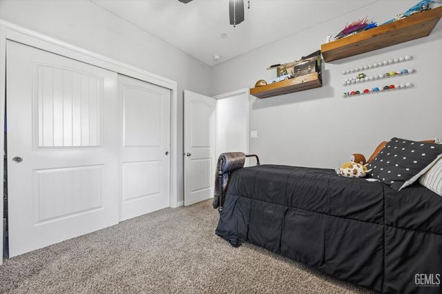 15002 Southernwood Avenue, Bakersfield, CA 93314
