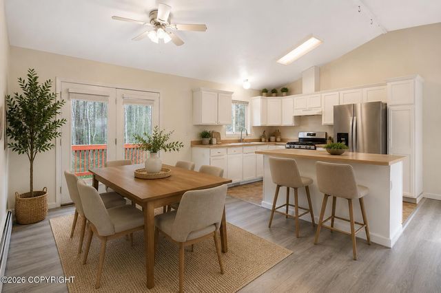 17241 N Juanita Park, Eagle River, AK 99577