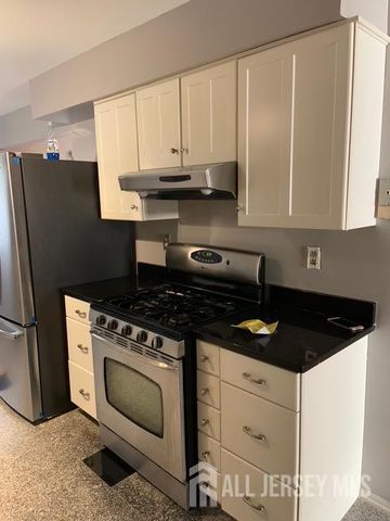 1702 Edison Glen Terrace, Edison, NJ 08837