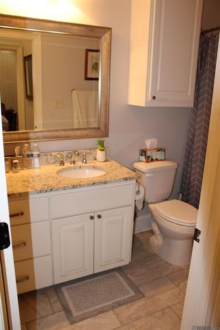 13804 Azalea Dr, St Francisville, LA 70775