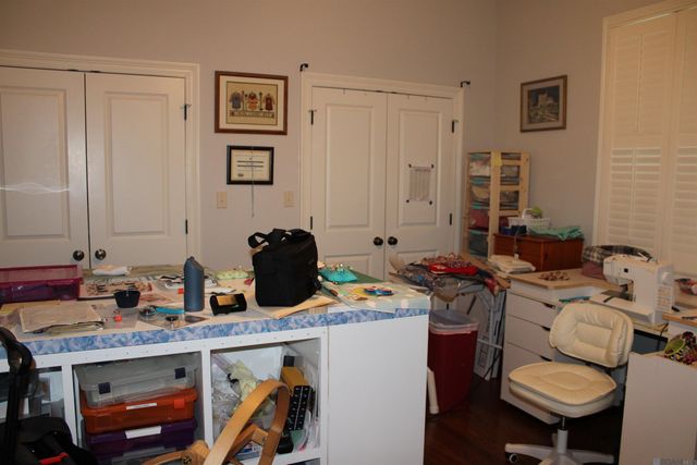 13804 Azalea Dr, St Francisville, LA 70775