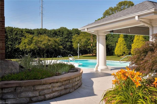 121 Fescue Drive, Advance, NC 27006