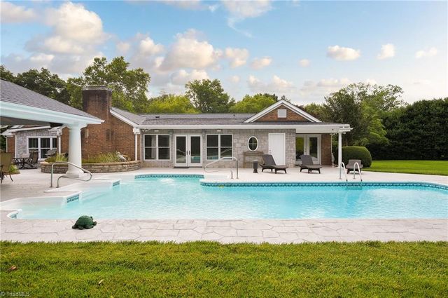 121 Fescue Drive, Advance, NC 27006