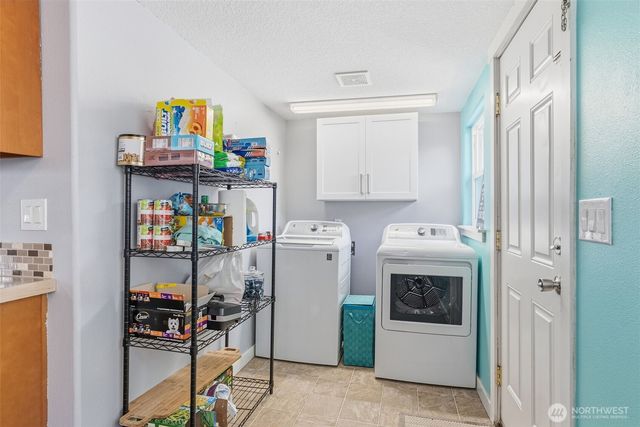 705 Cowlitz Way, Kelso, WA 98626