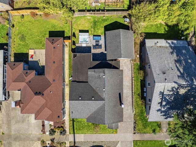 705 Cowlitz Way, Kelso, WA 98626