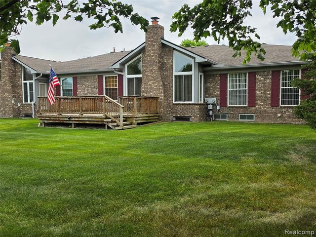 48484 Savoy Court, Utica, MI 48315