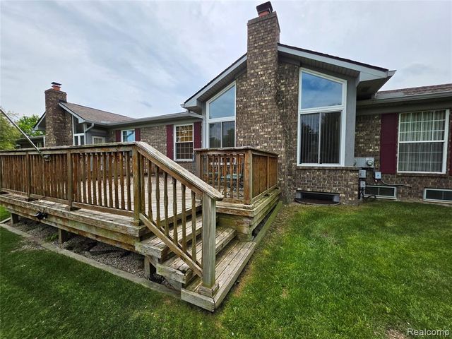 48484 Savoy Court, Utica, MI 48315