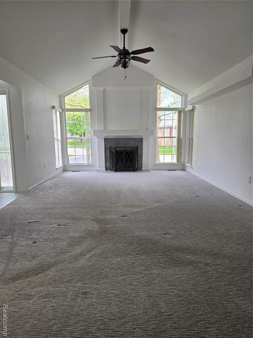 48484 Savoy Court, Utica, MI 48315