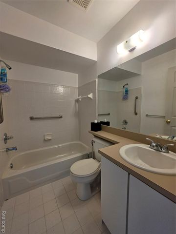 48484 Savoy Court, Utica, MI 48315