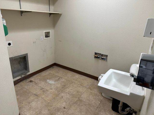 1660 North Avenue, Grand Junction, CO 81501