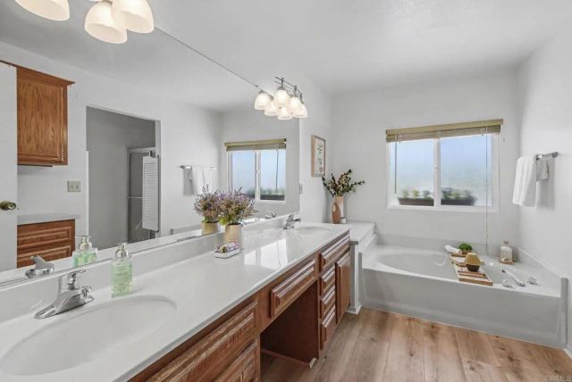 2010 W. San Marcos Blvd. 90, San Marcos, CA 92078