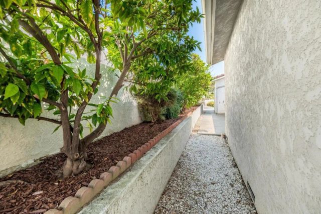 2010 W. San Marcos Blvd. 90, San Marcos, CA 92078