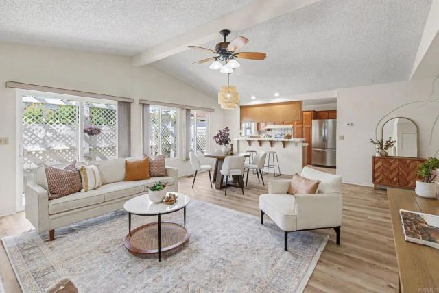 2010 W. San Marcos Blvd. 90, San Marcos, CA 92078