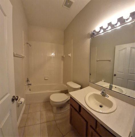 10717 ASHFORD OAKS DRIVE, Tampa, FL 33625